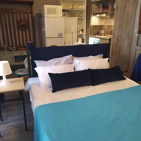 Kostas Guest house